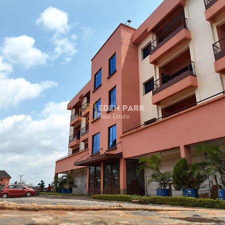 Residence Eden Park Yaoundé Екстериор снимка