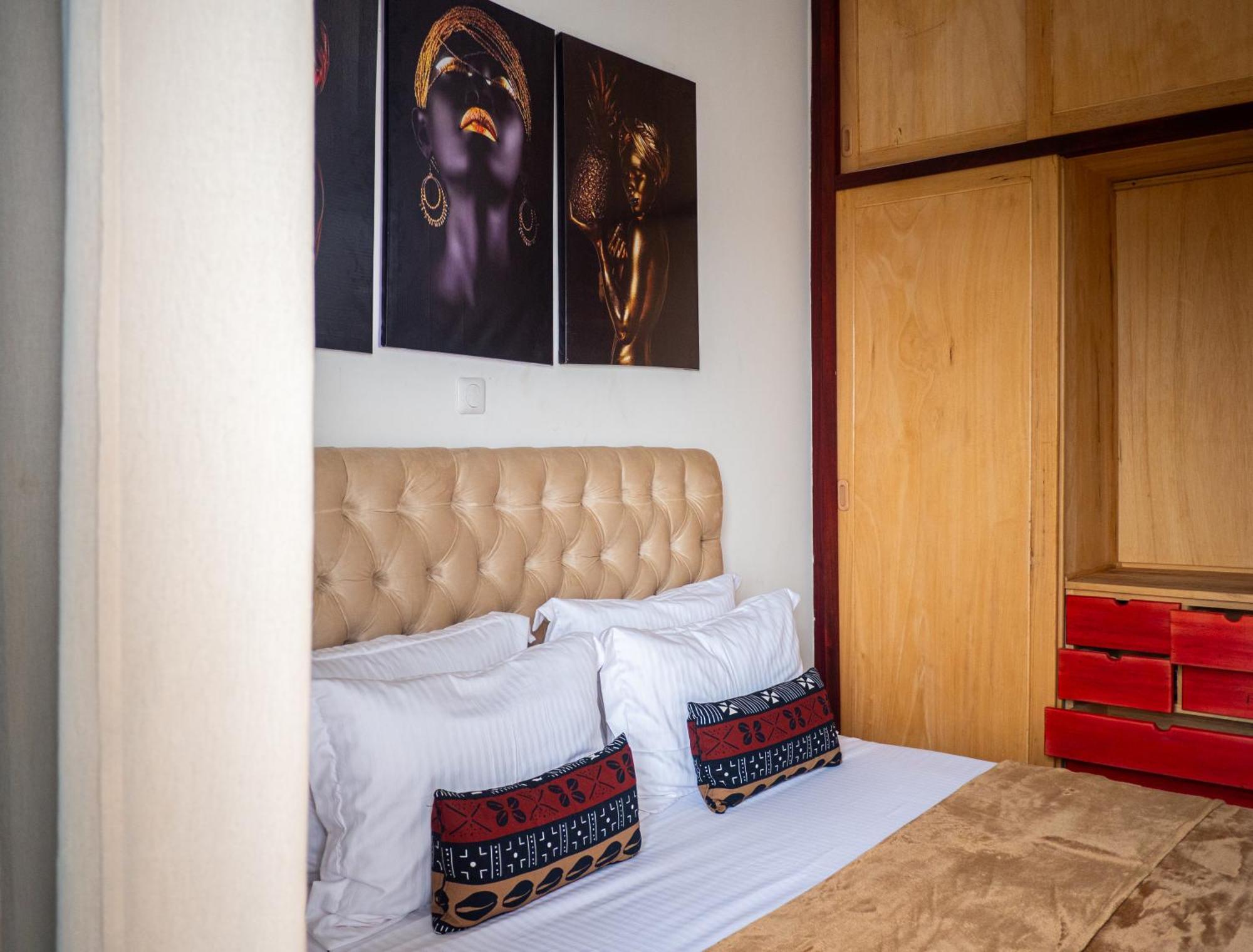 Residence Eden Park Yaoundé Екстериор снимка