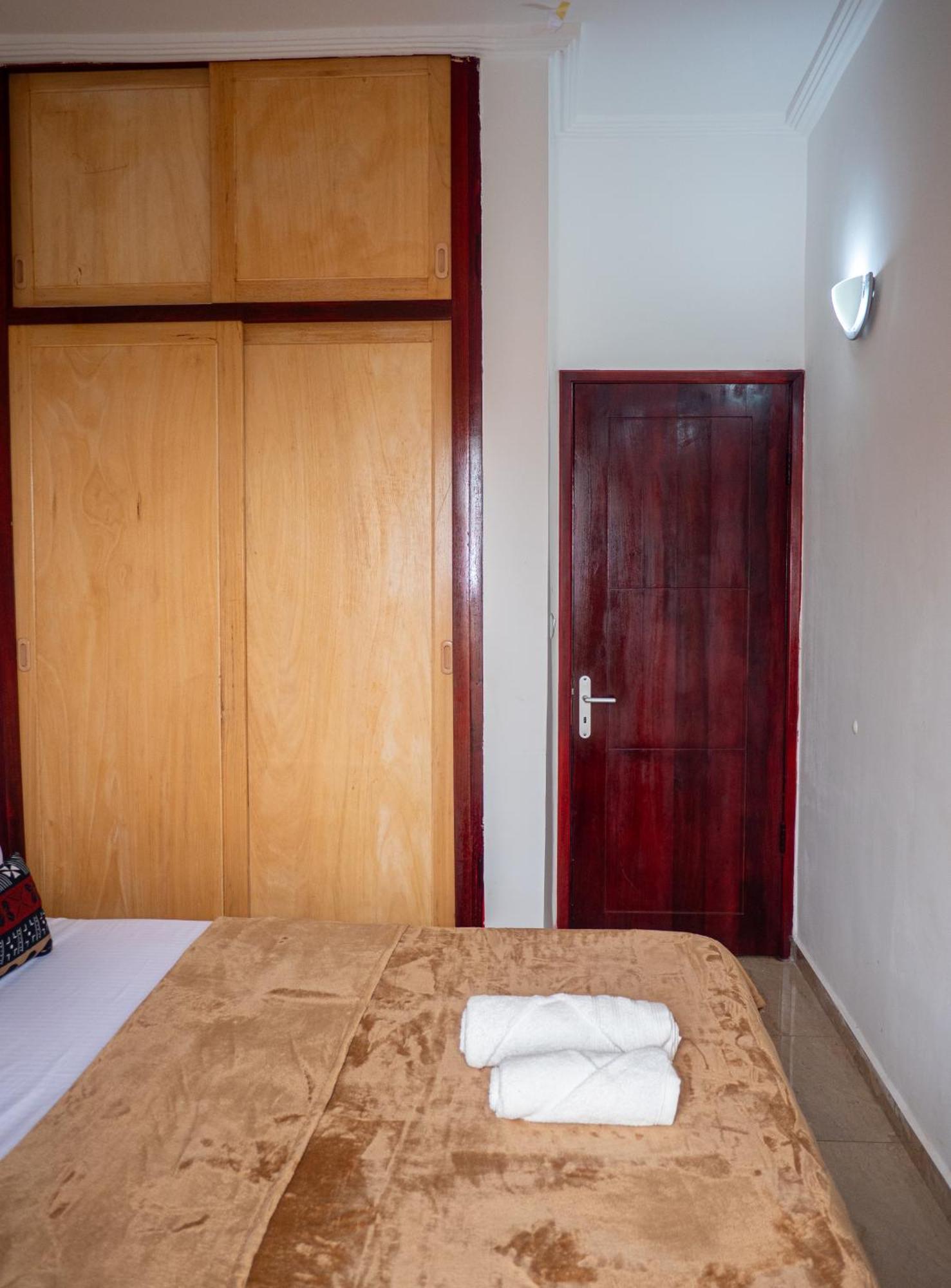 Residence Eden Park Yaoundé Екстериор снимка