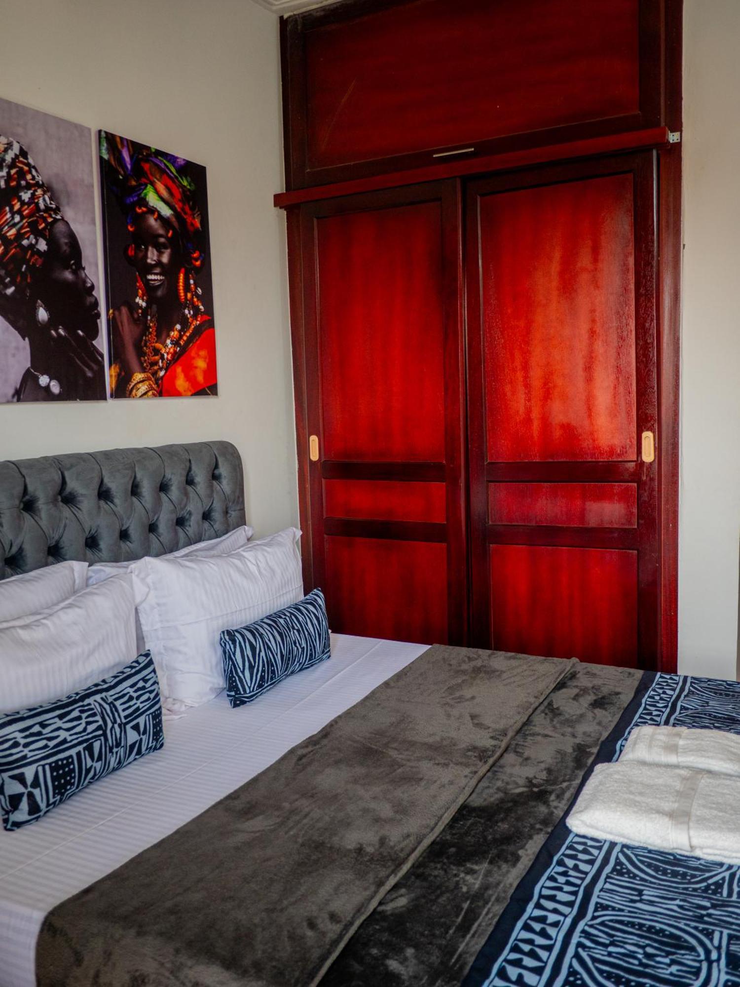 Residence Eden Park Yaoundé Екстериор снимка