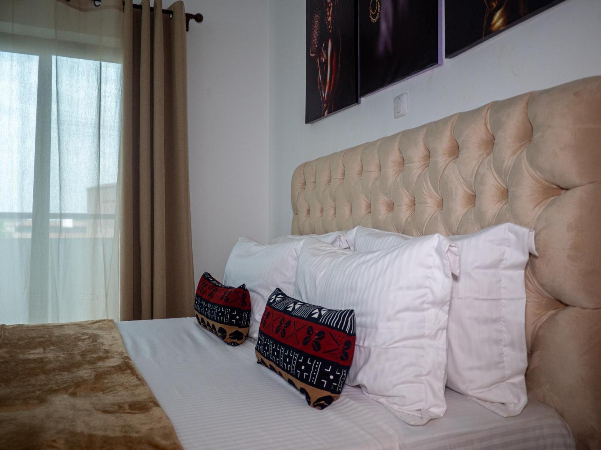Residence Eden Park Yaoundé Екстериор снимка
